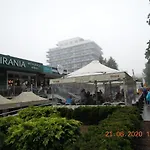 Rodzinny, Sloneczny Apartament W Dzielnicy Uzdrowiskowej, Blisko Plazy Апартаменты *
