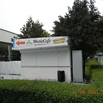 Rodzinny, Sloneczny Apartament W Dzielnicy Uzdrowiskowej, Blisko Plazy Апартаменты