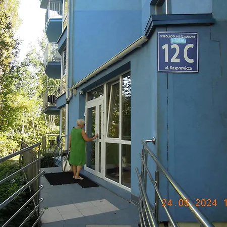 Апартаменты Rodzinny, Sloneczny Apartament W Dzielnicy Uzdrowiskowej, Blisko Plazy Колобжег