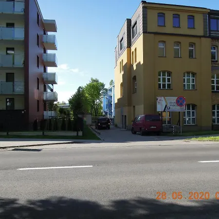 Rodzinny, Sloneczny Apartament W Dzielnicy Uzdrowiskowej, Blisko Plazy * Колобжег