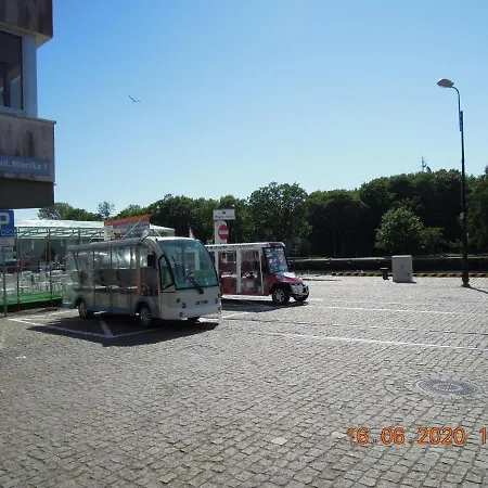 Rodzinny, Sloneczny Apartament W Dzielnicy Uzdrowiskowej, Blisko Plazy *
