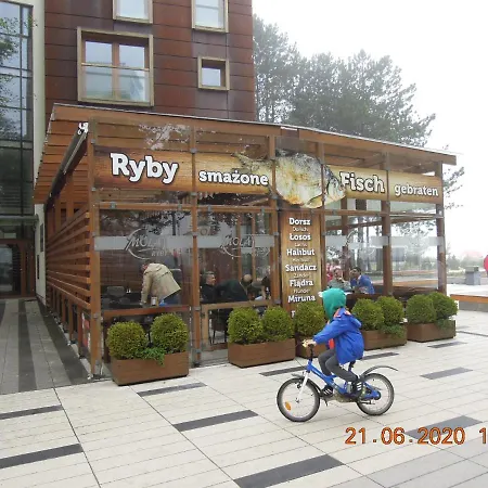 Rodzinny, Sloneczny Apartament W Dzielnicy Uzdrowiskowej, Blisko Plazy Апартаменти Колобжег