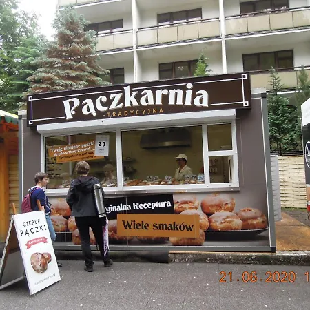 Апартаменти Rodzinny, Sloneczny Apartament W Dzielnicy Uzdrowiskowej, Blisko Plazy