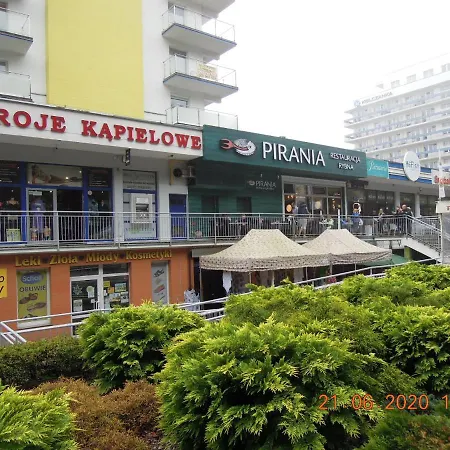 Rodzinny, Sloneczny Apartament W Dzielnicy Uzdrowiskowej, Blisko Plazy Апартаменти *