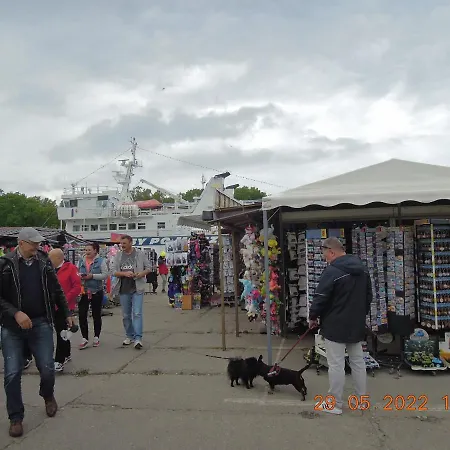 Rodzinny, Sloneczny Apartament W Dzielnicy Uzdrowiskowej, Blisko Plazy * Колобжег