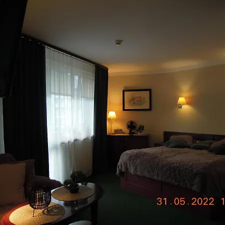 Rodzinny, Sloneczny Apartament W Dzielnicy Uzdrowiskowej, Blisko Plazy Апартаменти